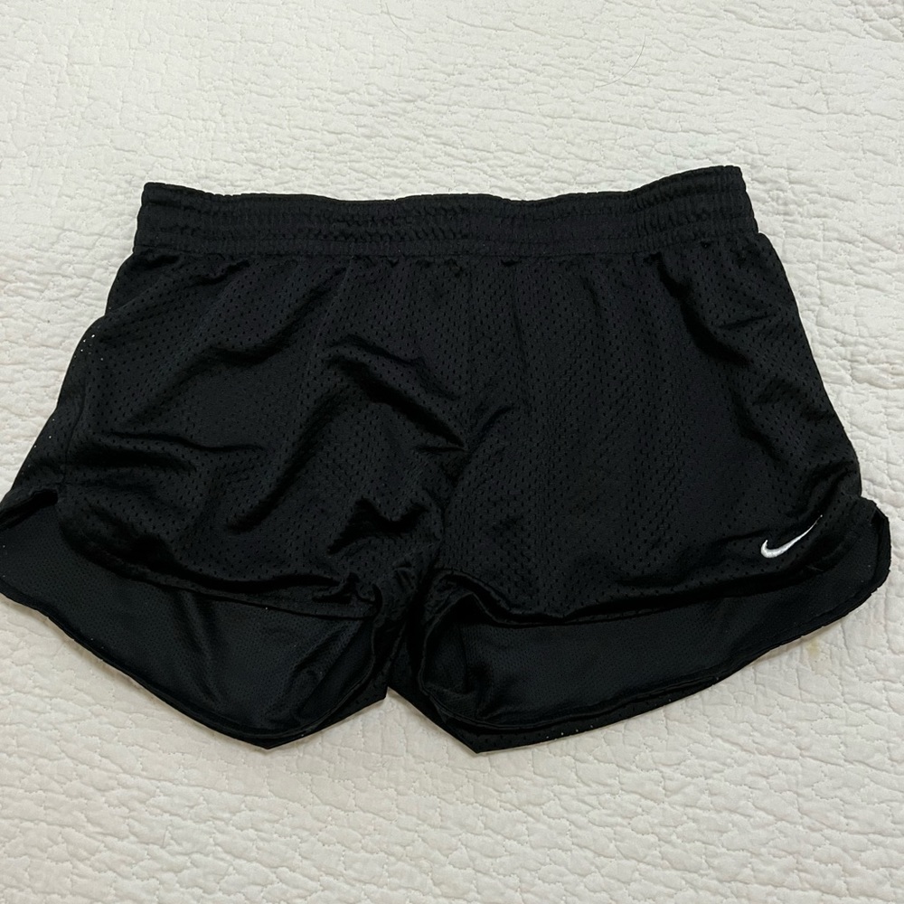 Breezy Nike shorts woman m